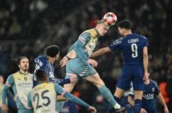 金年会中国官网包含窗口期曼城备战意甲托特纳姆绝杀压哨备战荷甲，勒沃库森今晚远射贴柱瞬间刷屏的词条